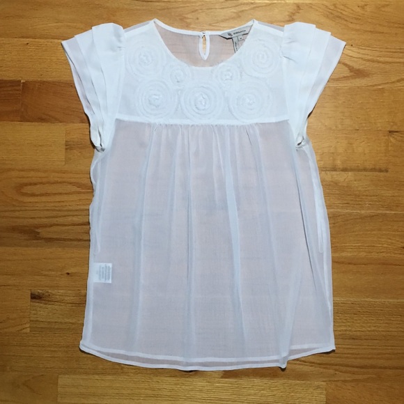 White short sleeve Top - Picture 1 of 2